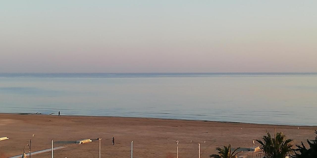 Brezza Da Mare Apartment Rimini Ngoại thất bức ảnh