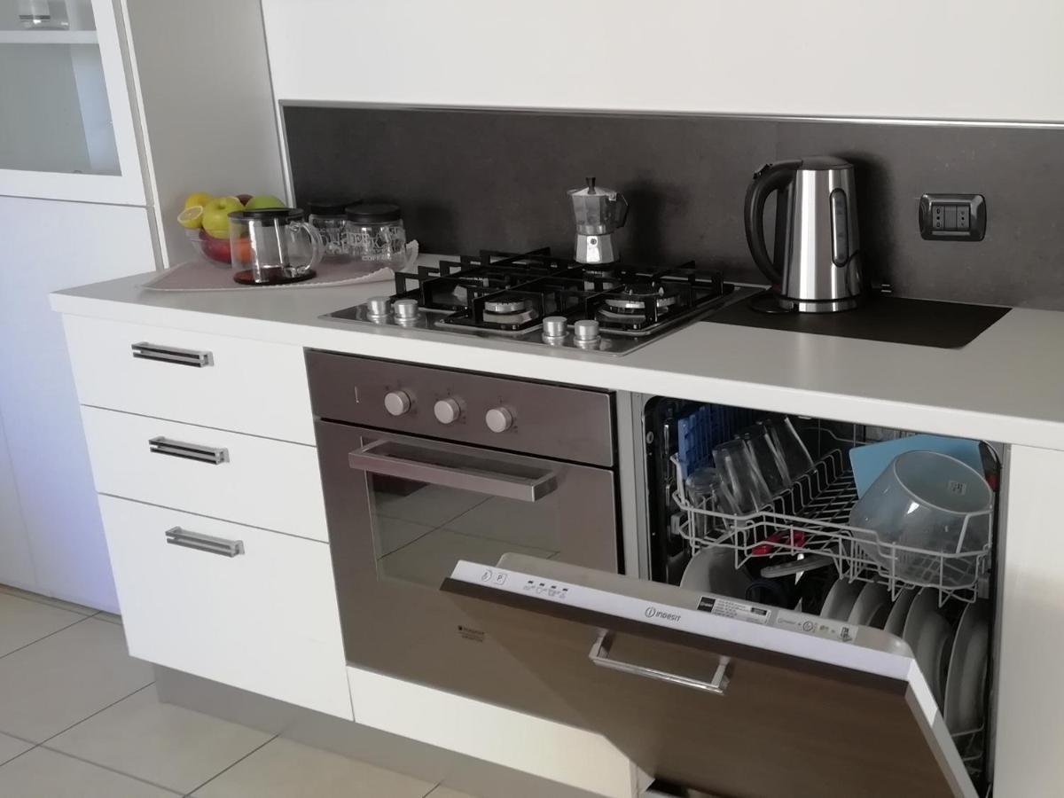 Brezza Da Mare Apartment Rimini Ngoại thất bức ảnh