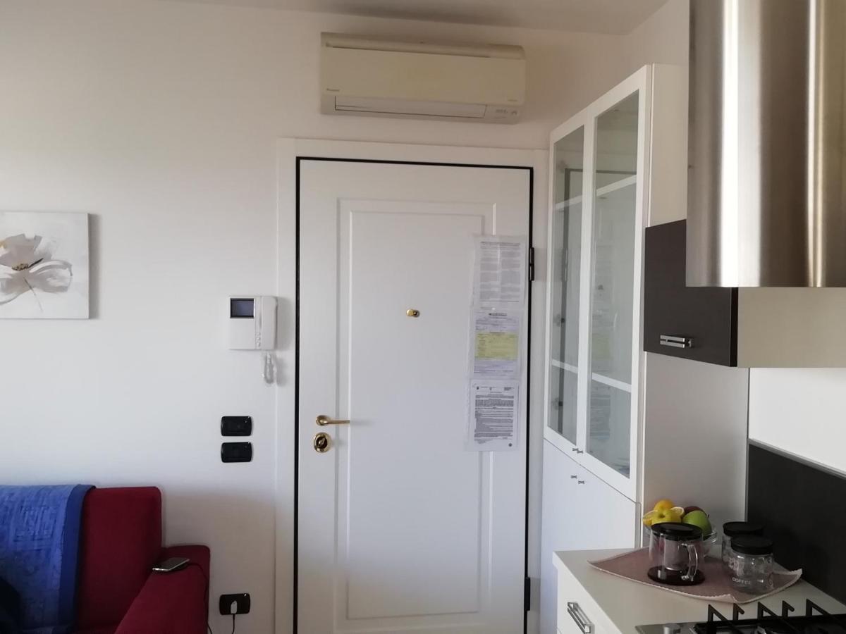 Brezza Da Mare Apartment Rimini Ngoại thất bức ảnh