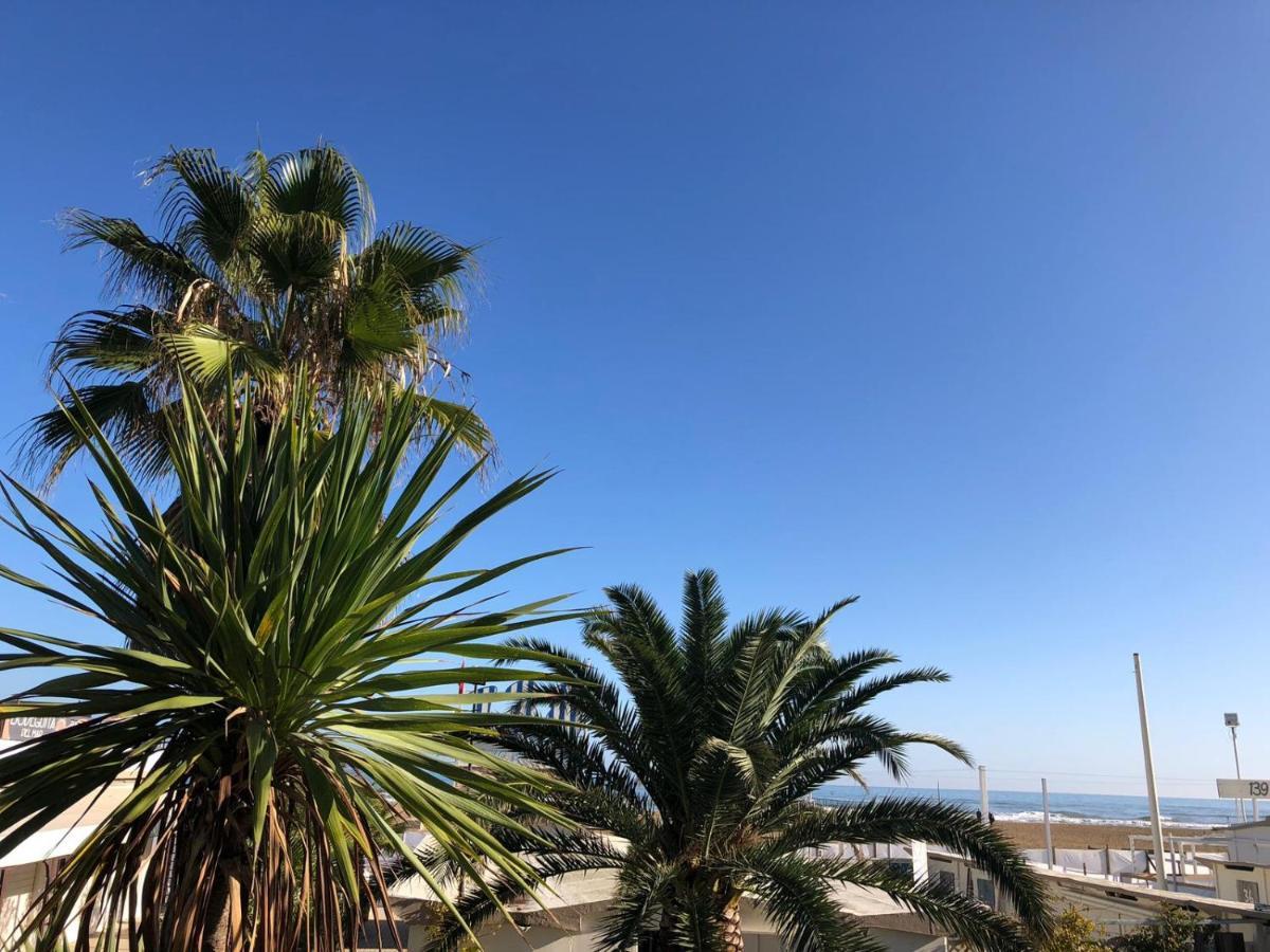 Brezza Da Mare Apartment Rimini Ngoại thất bức ảnh