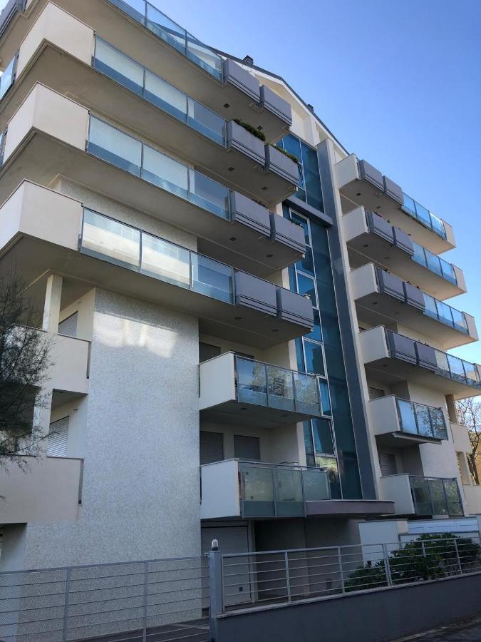 Brezza Da Mare Apartment Rimini Ngoại thất bức ảnh